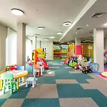 Grand - Fitness & אתר נופש סבטי ולאס