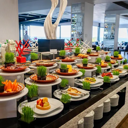 Semesteranläggning (resort) Grand 5*