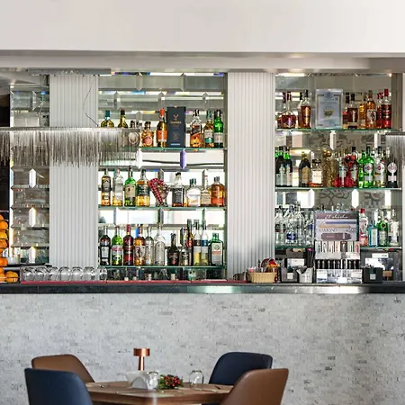 Grand Semesteranläggning (resort) 5*