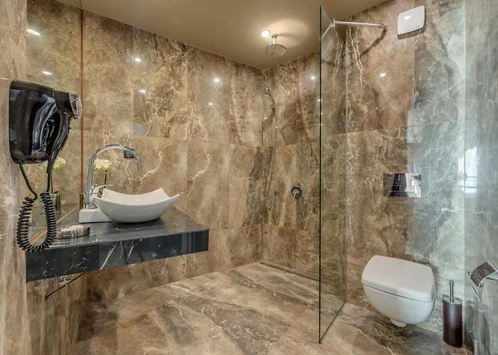 リゾート Grand - Fitness & スヴェティ・ヴラス