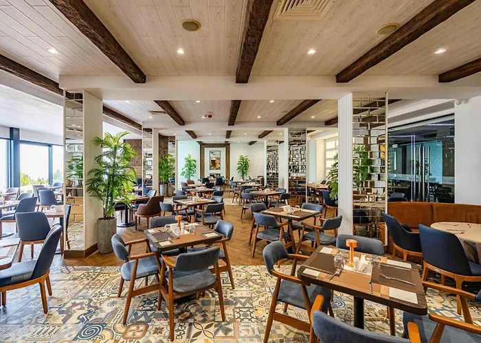 Grand - Fitness & Resort Sweti Wlas