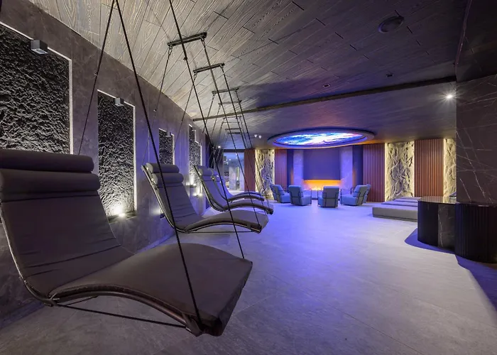 Grand - Fitness & 5*