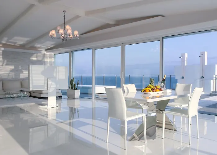 Grand - Fitness & 5*